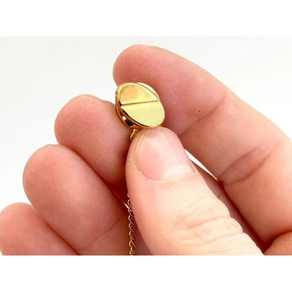 Oval Shaped Matte & Polished Gold Toned Vintage Men's Tie Tack